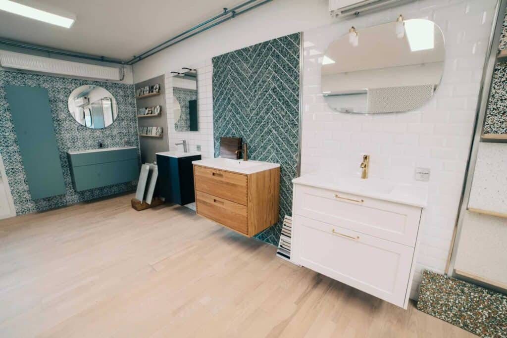 showroom fliser